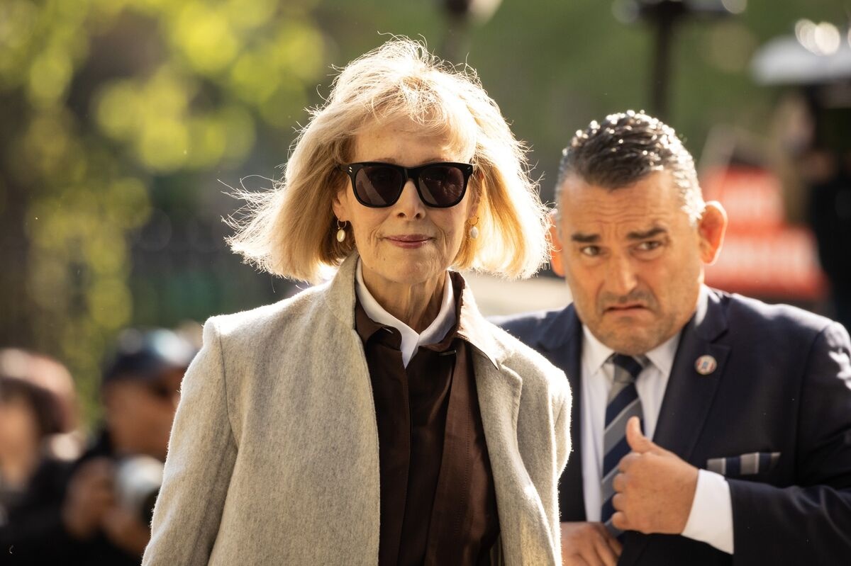 Trump lam dung tinh duc anh 4