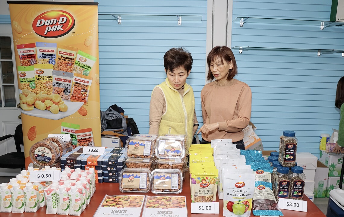 Quang ba am thuc Viet o Canada hinh anh