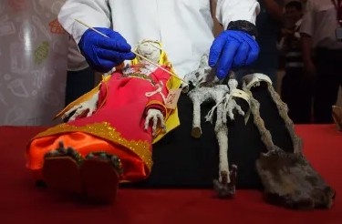 Chuyen gia Peru len tieng ve 'xac uop ngoai hanh tinh' va tay 3 ngon hinh anh