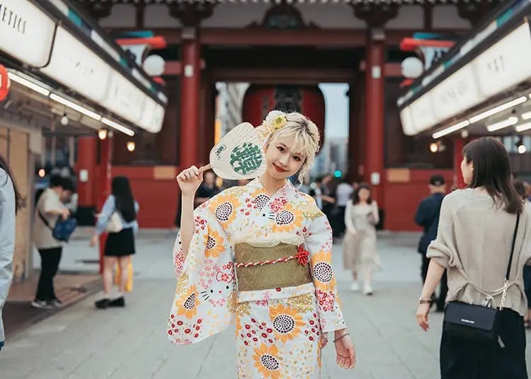 Khach dat ve toi Nhat tang vot dip nam moi hinh anh