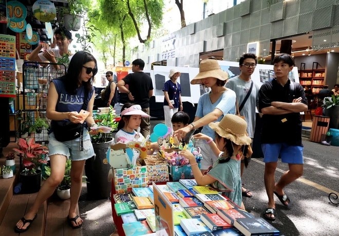 Viet Nam dat muc tieu don 12,5-13 trieu luot khach quoc te nam 2023 hinh anh