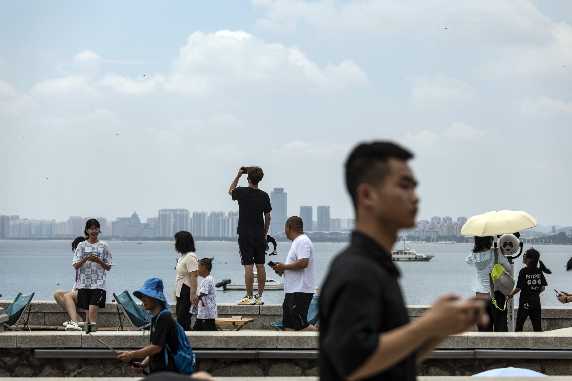 du lich nam 2023 anh 1