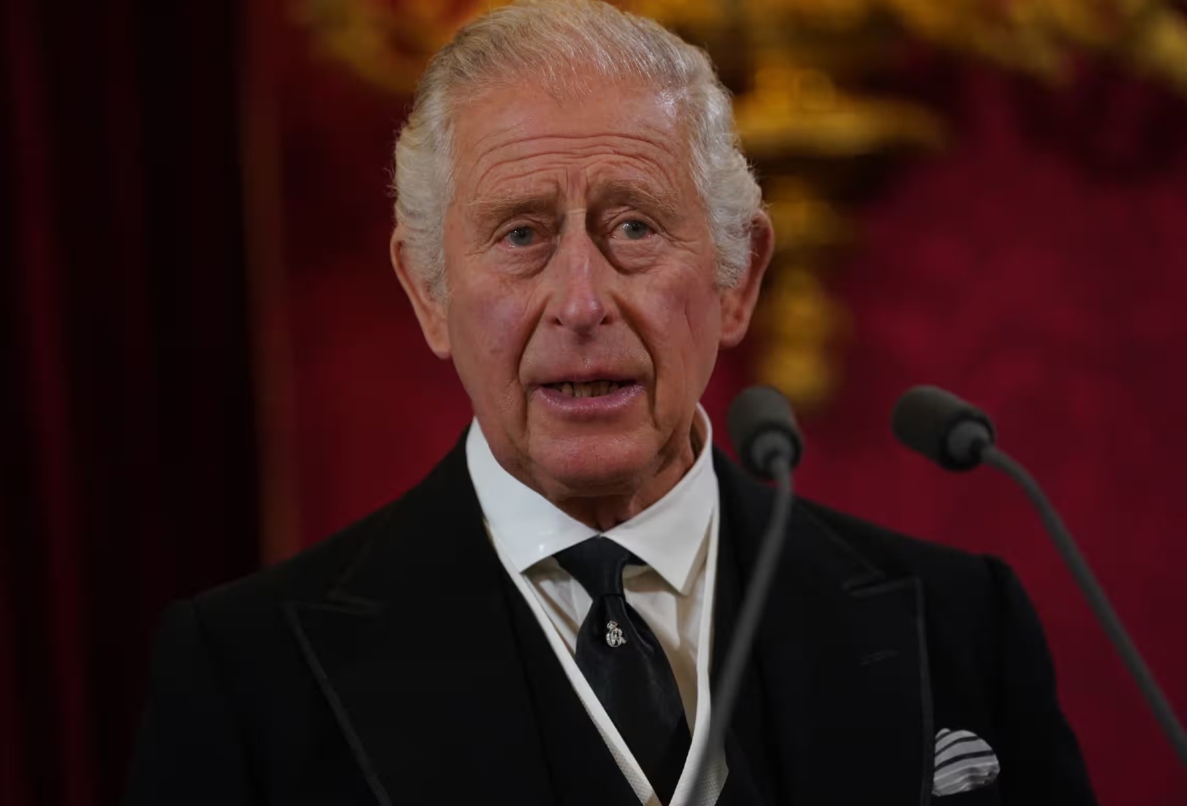 Vua Charles III bi chan doan mac benh ung thu hinh anh