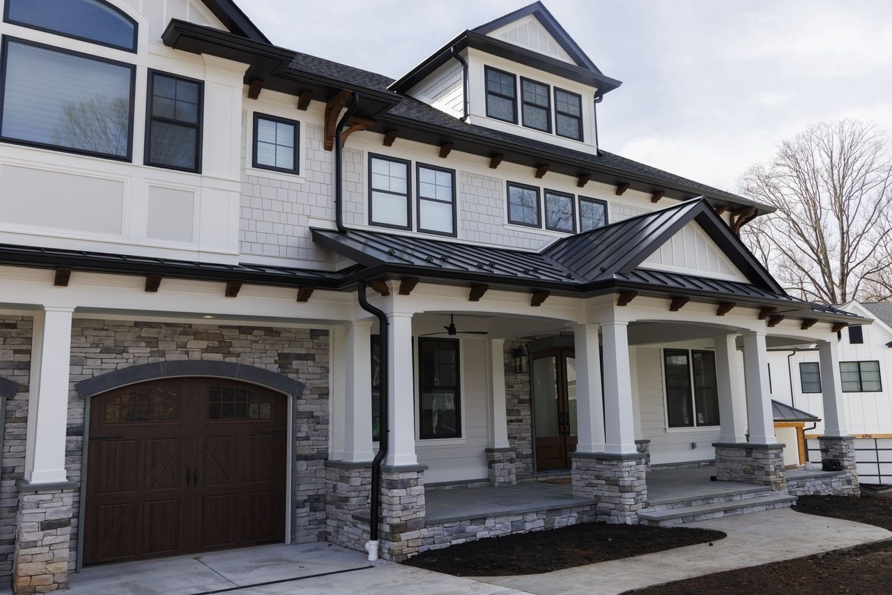 Thu dang duoc chu trong nhat trong nha cua nguoi giau thoi thuong hinh anh