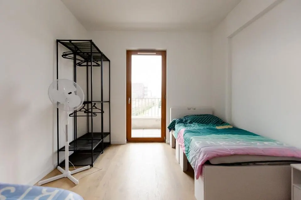 The van hoi Paris anh 1