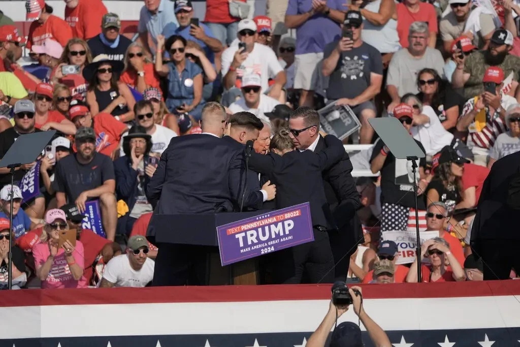 ông trump bị bắn  ảnh 2 ong trump bi ban anh 2