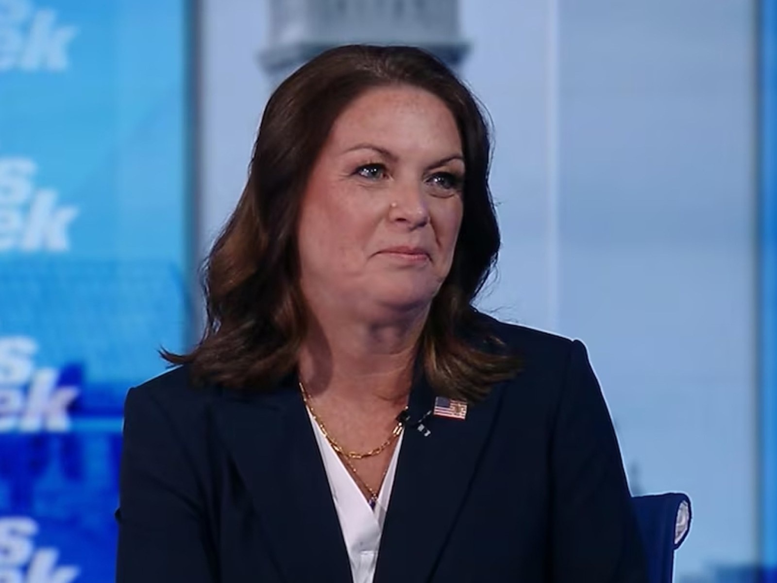 ong trump bi ban anh 4