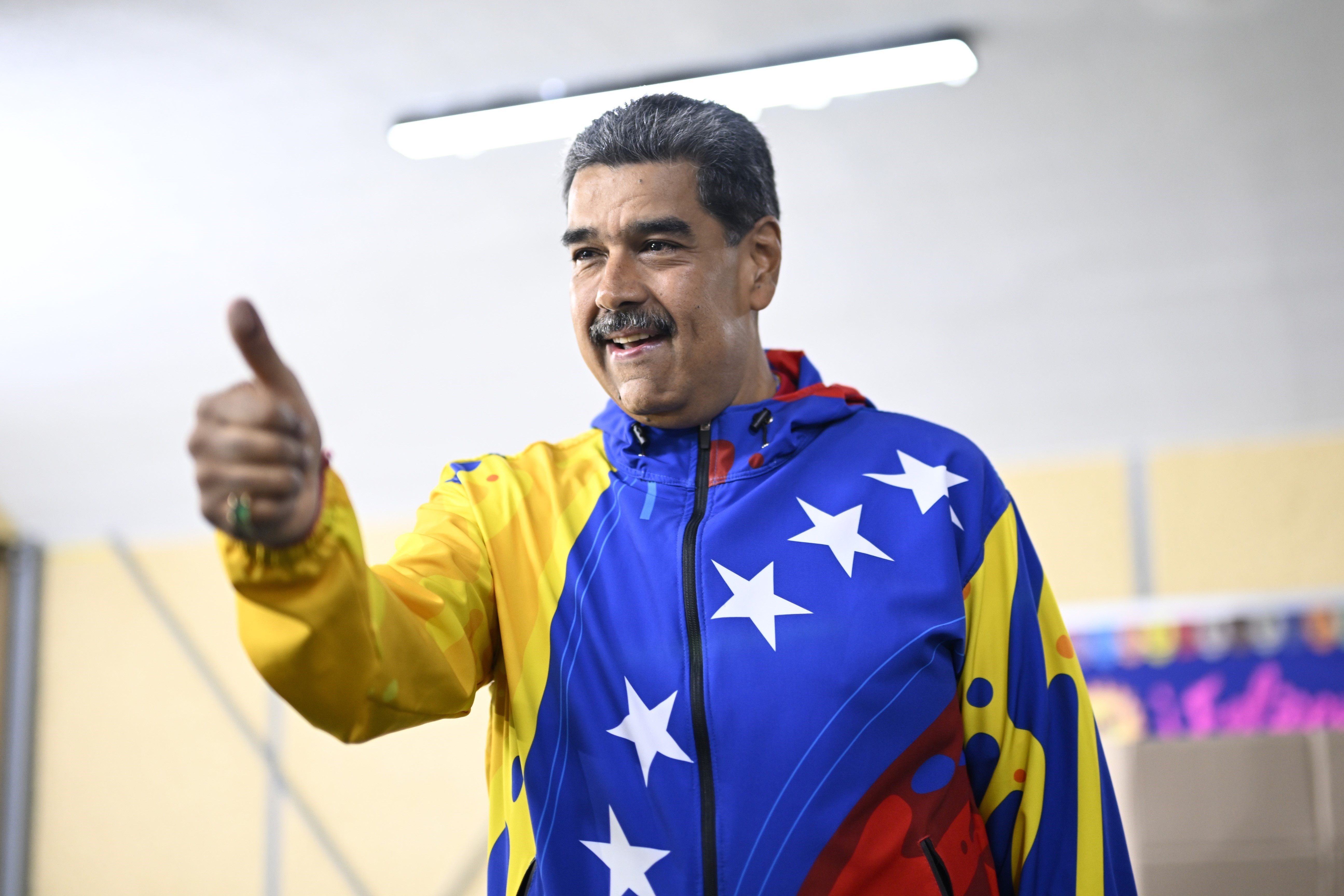 Ong Nicolas Maduro tai dac cu tong thong Venezuela hinh anh