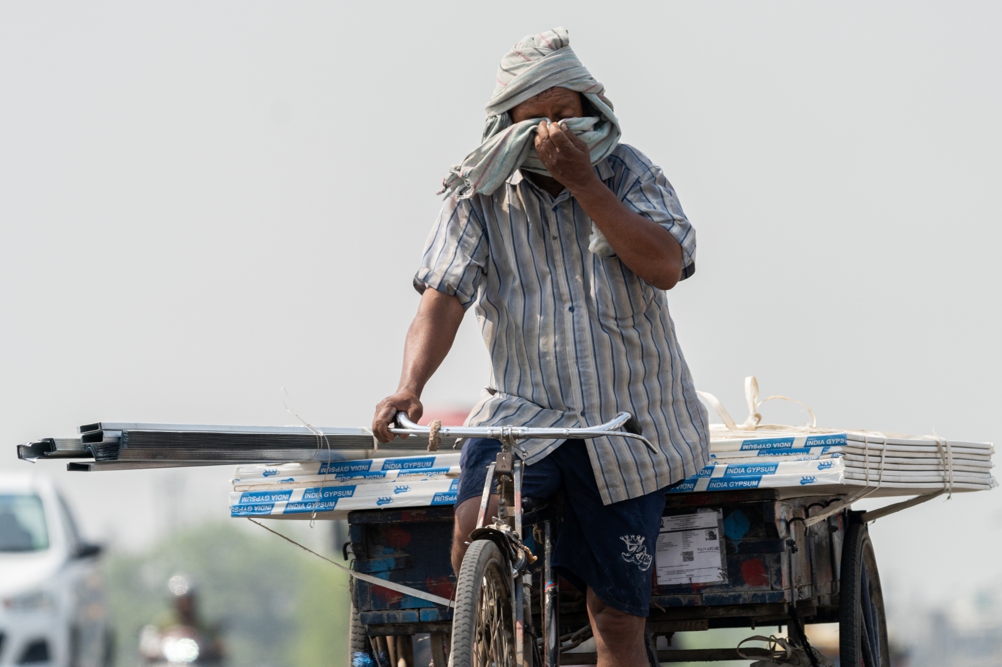 ky luc nang nong anh 2