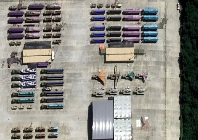 trung quoc duyet binh anh 4