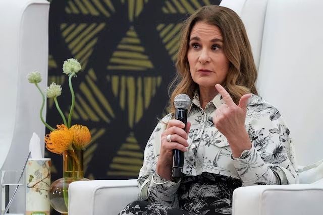 Ho so Epstein he lo chi tiet nhay cam, vo cu Bill Gates len tieng hinh anh