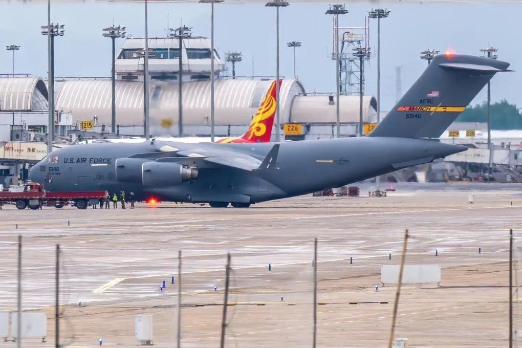 May bay C-17 My cho ‘quai thu’ cua ong Trump toi Trung Quoc hinh anh