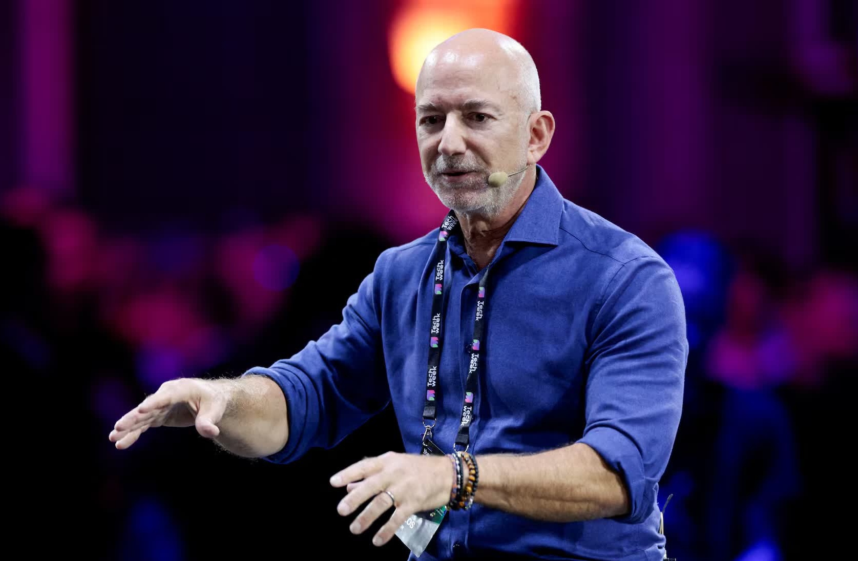Jeff Bezos ảnh 1