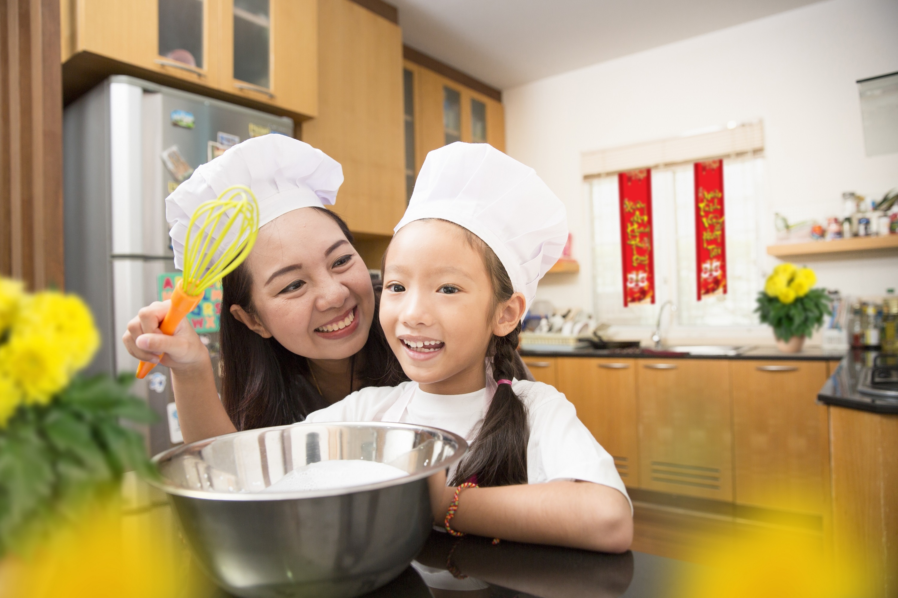 Co Gai Ha Lan,  sua tuoi bua sang anh 5