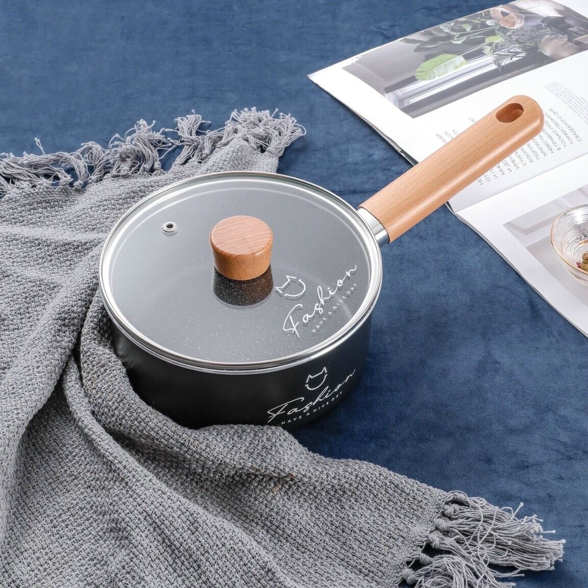 Lazada,  an dam kieu Nhat anh 9