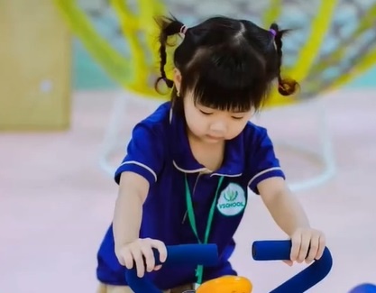 Video - Cung con ren y chi tu nhung viec nho nhat hinh anh