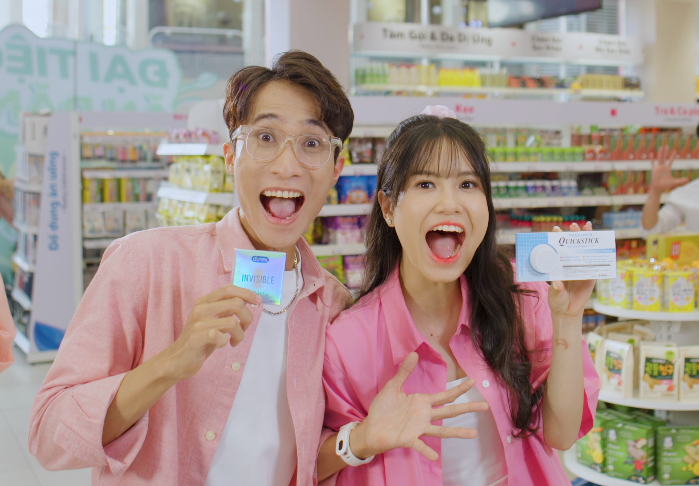 Video - ‘Ngac nhien chua! Ai roi cung den Con Cung’ hinh anh