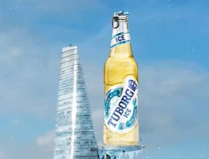 Video - Bitexco ‘bien hinh’ thanh toa nha bang gia cung Tuborg Ice hinh anh