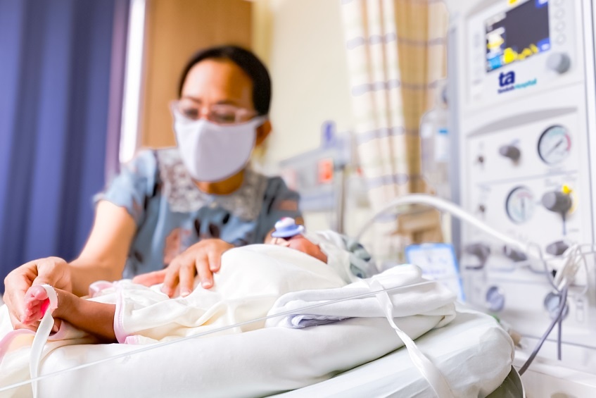 Hanh trinh chuyen vien cuu song be sinh non 25 tuan hinh anh