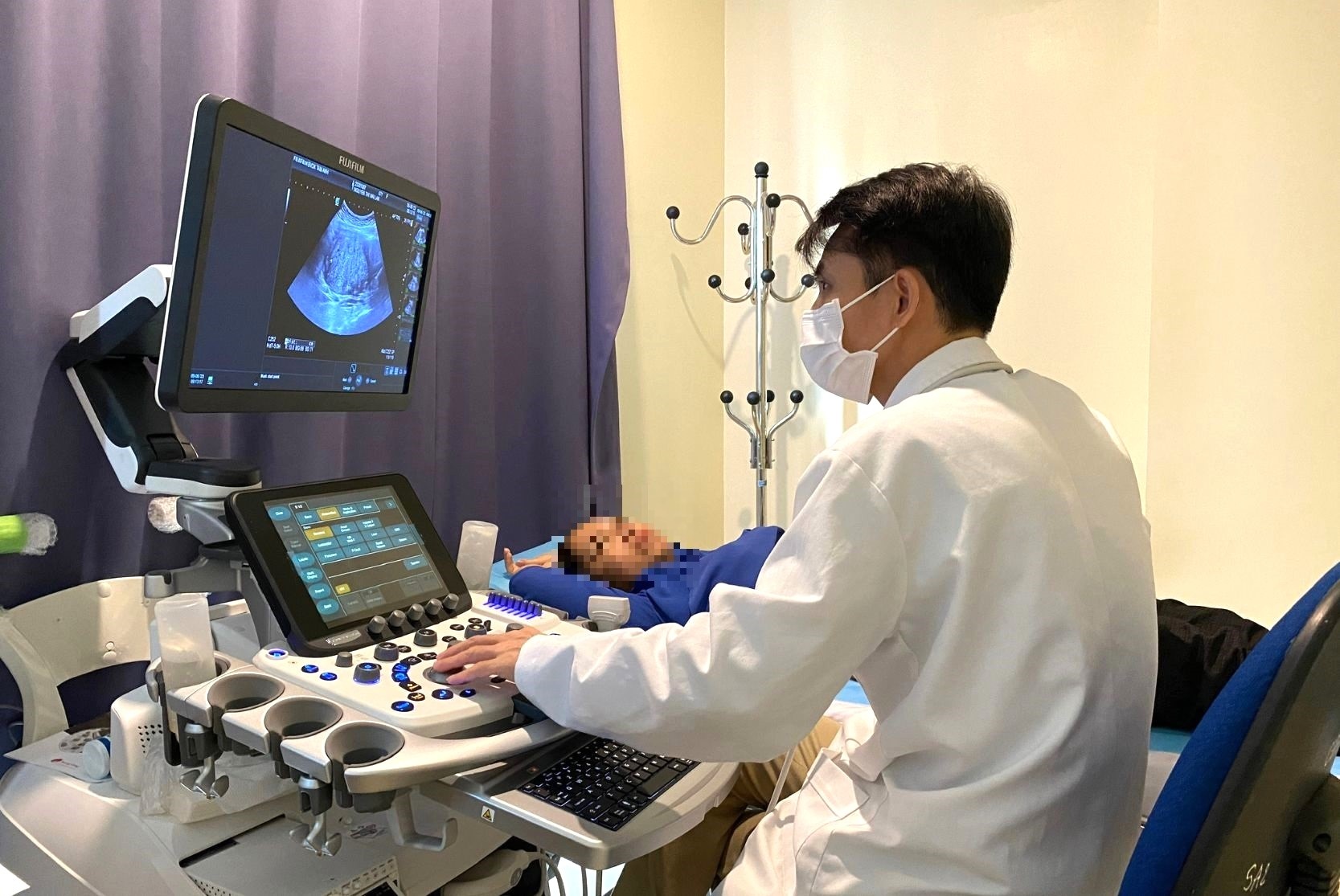 Nut mach, dieu tri cung luc u xo va lac noi mac tu cung hinh anh