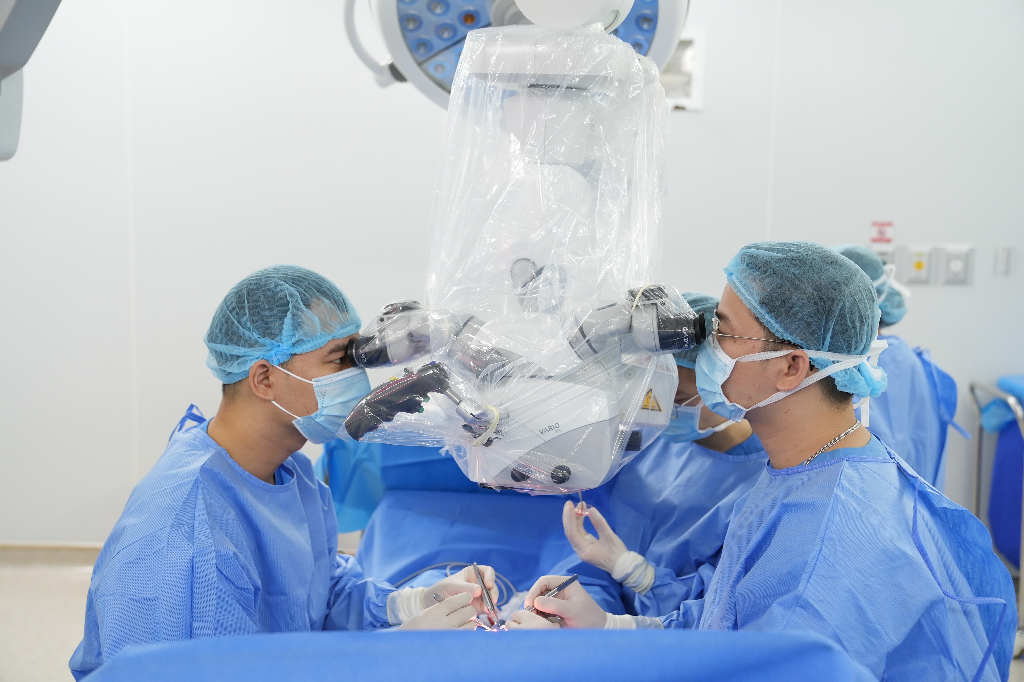 Co nen thuc hien MicroTESE lan 2 de tim tinh trung? hinh anh