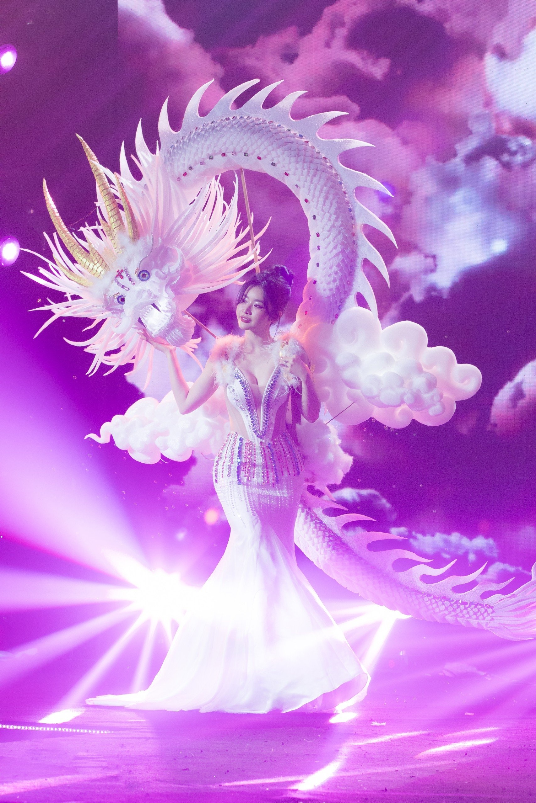 Bigo Gala night 2023,  Dương Hoàng Yến ảnh 3 Bigo Gala night 2023,  Duong Hoang Yen anh 3