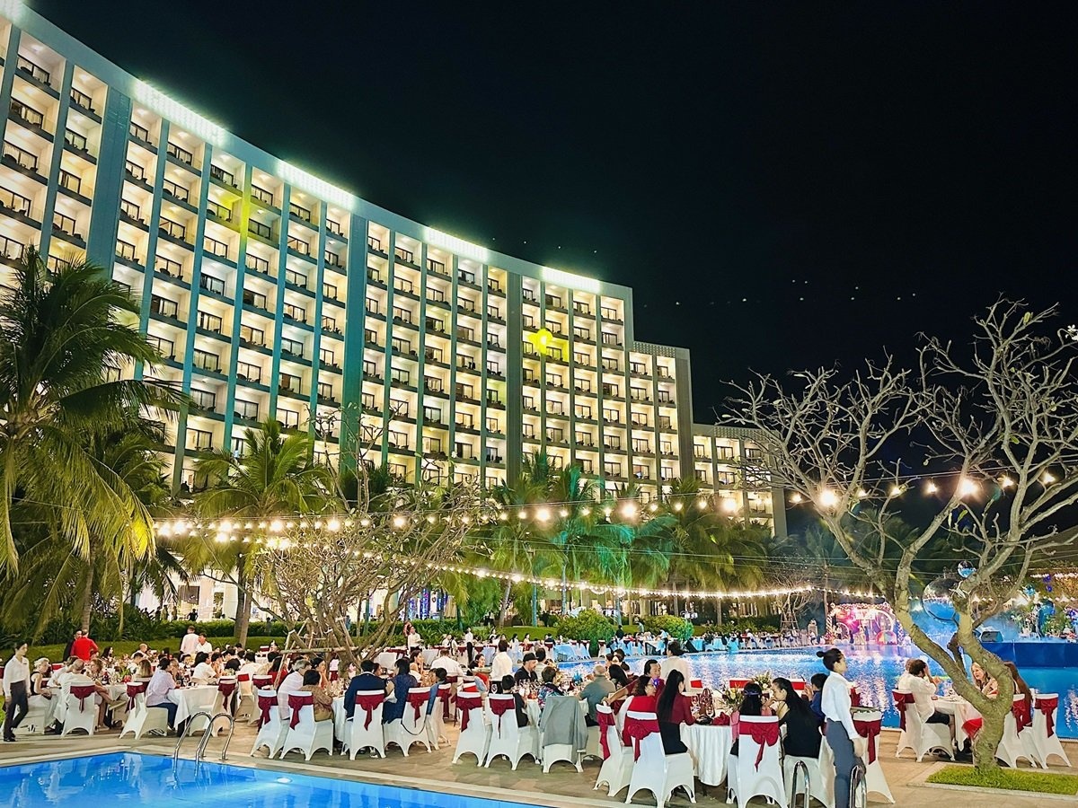 Vingroup,  countdown anh 14