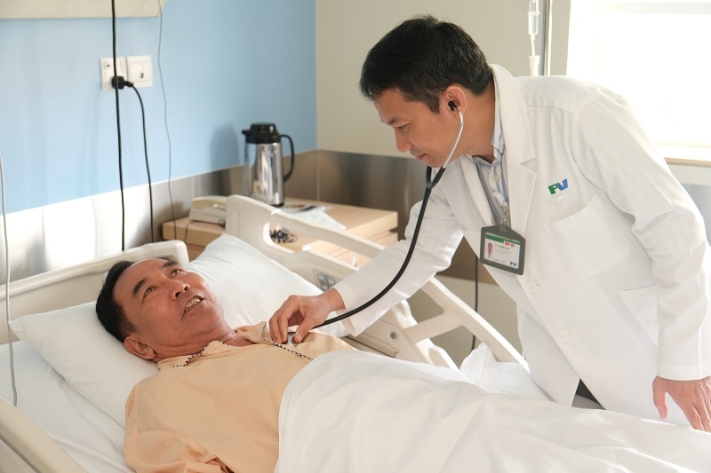 Cham dut 17 nam kho tho nho bom con sinh hoc dieu tri co tim phi dai hinh anh