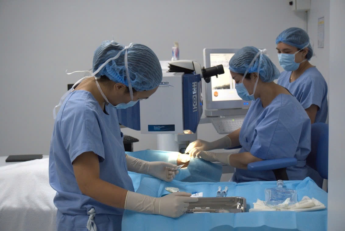 Benh vien FV,  PresbyMAX anh 2