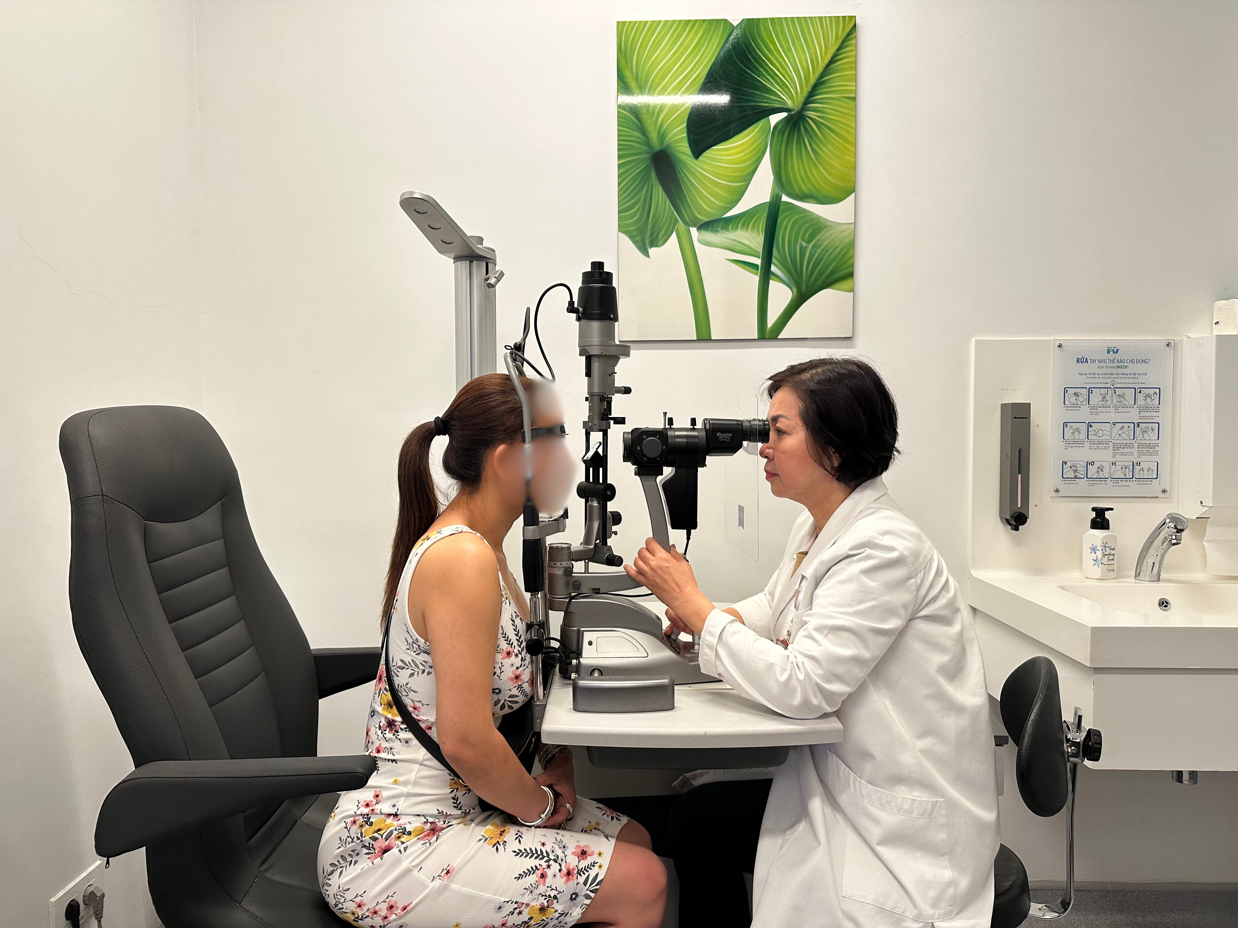 ‘Hoi xuan’ thi luc cho doi mat lao hoa hinh anh