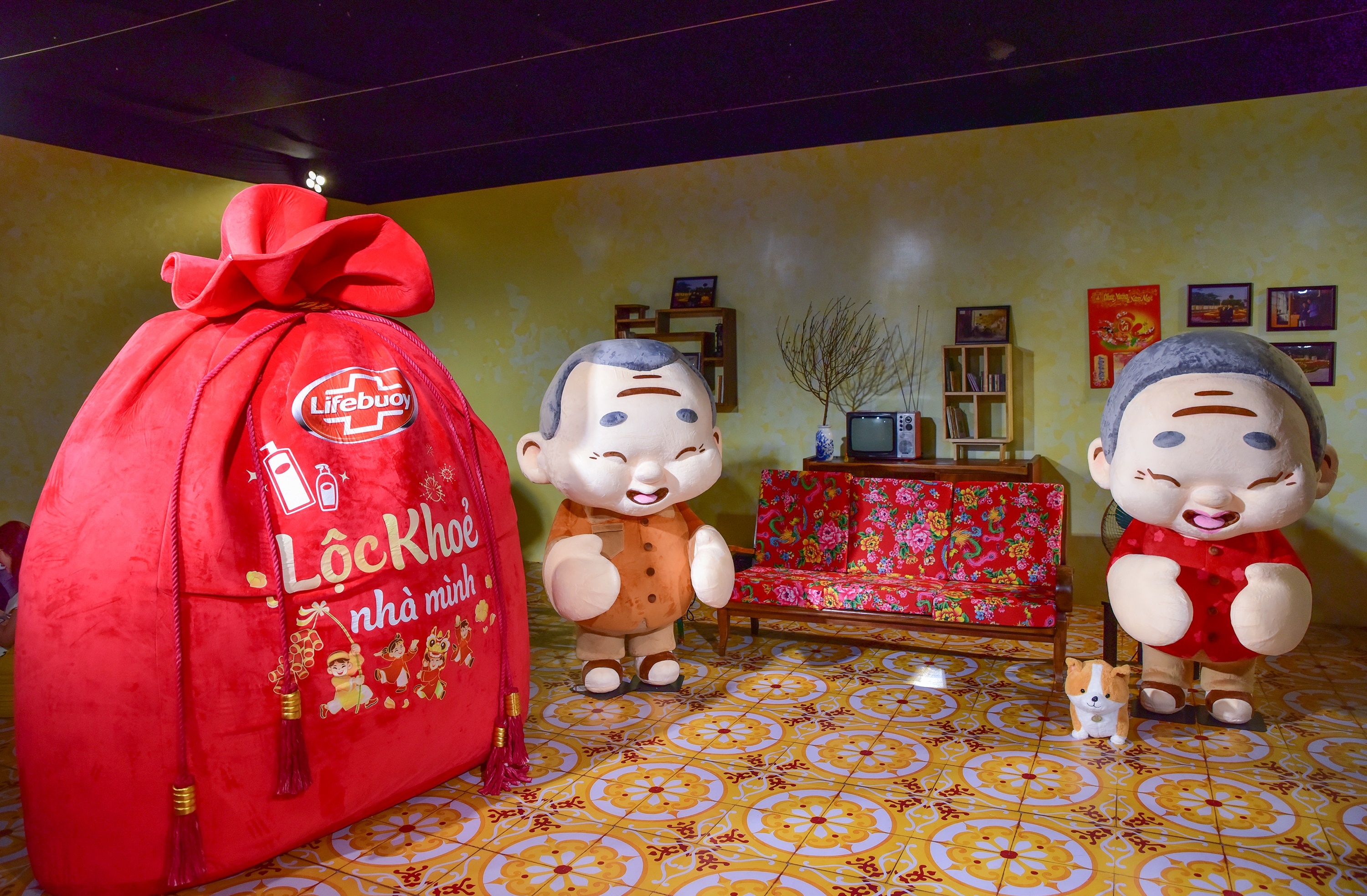 Tet Vo Ve,  trien lam Vo Ve anh 8