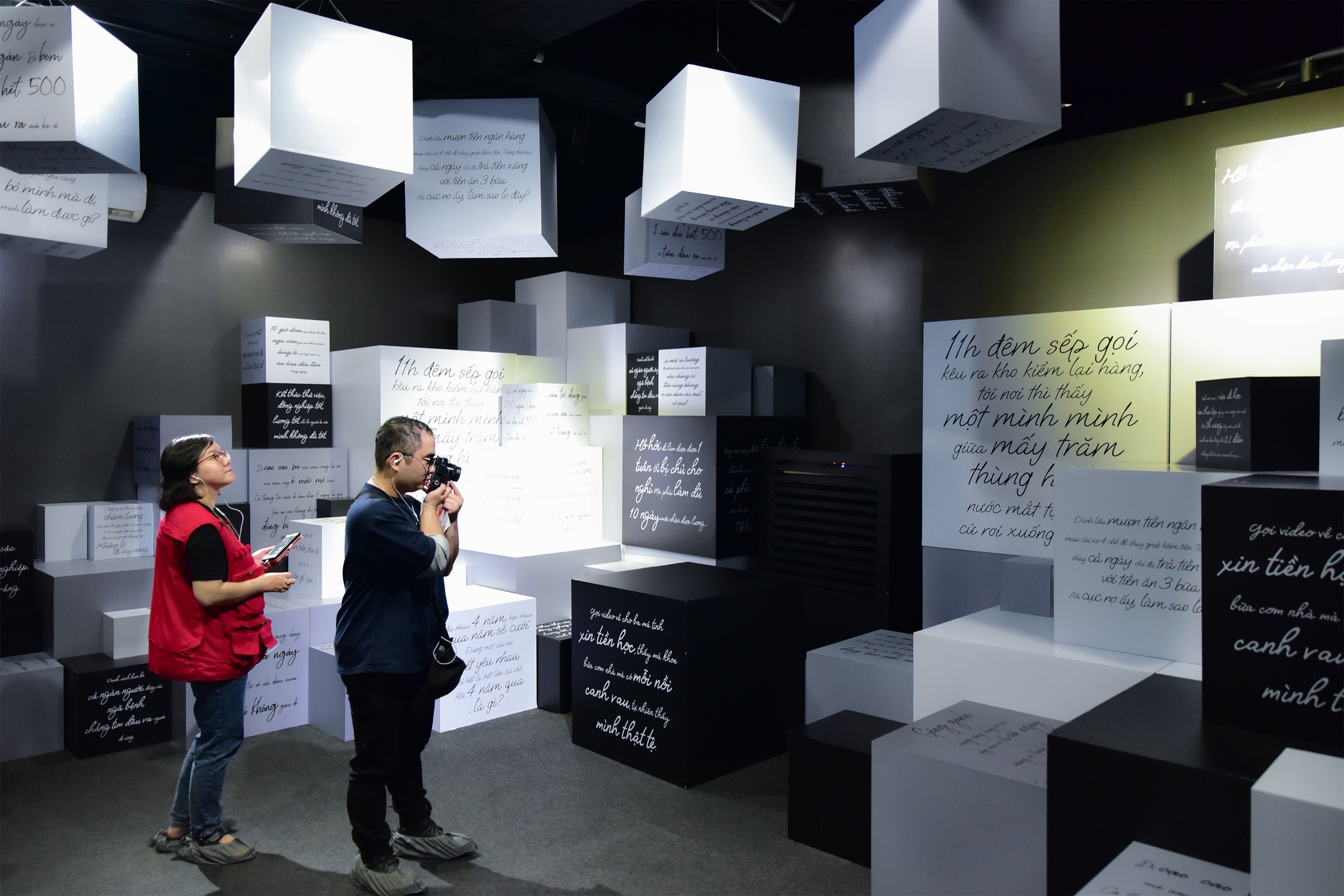 Tet Vo Ve,  trien lam Vo Ve anh 10