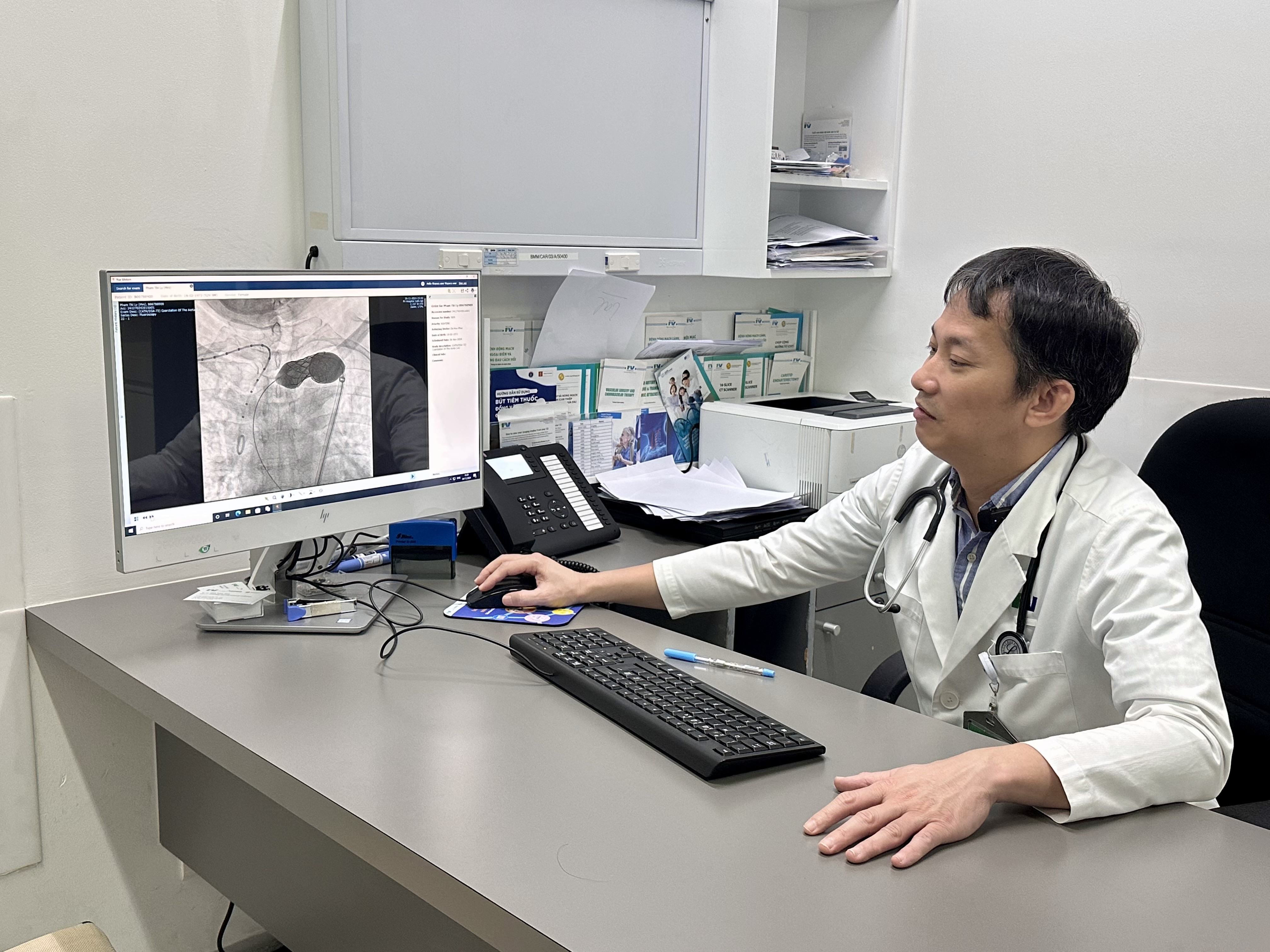 Benh vien FV,  hep eo dong mach anh 3