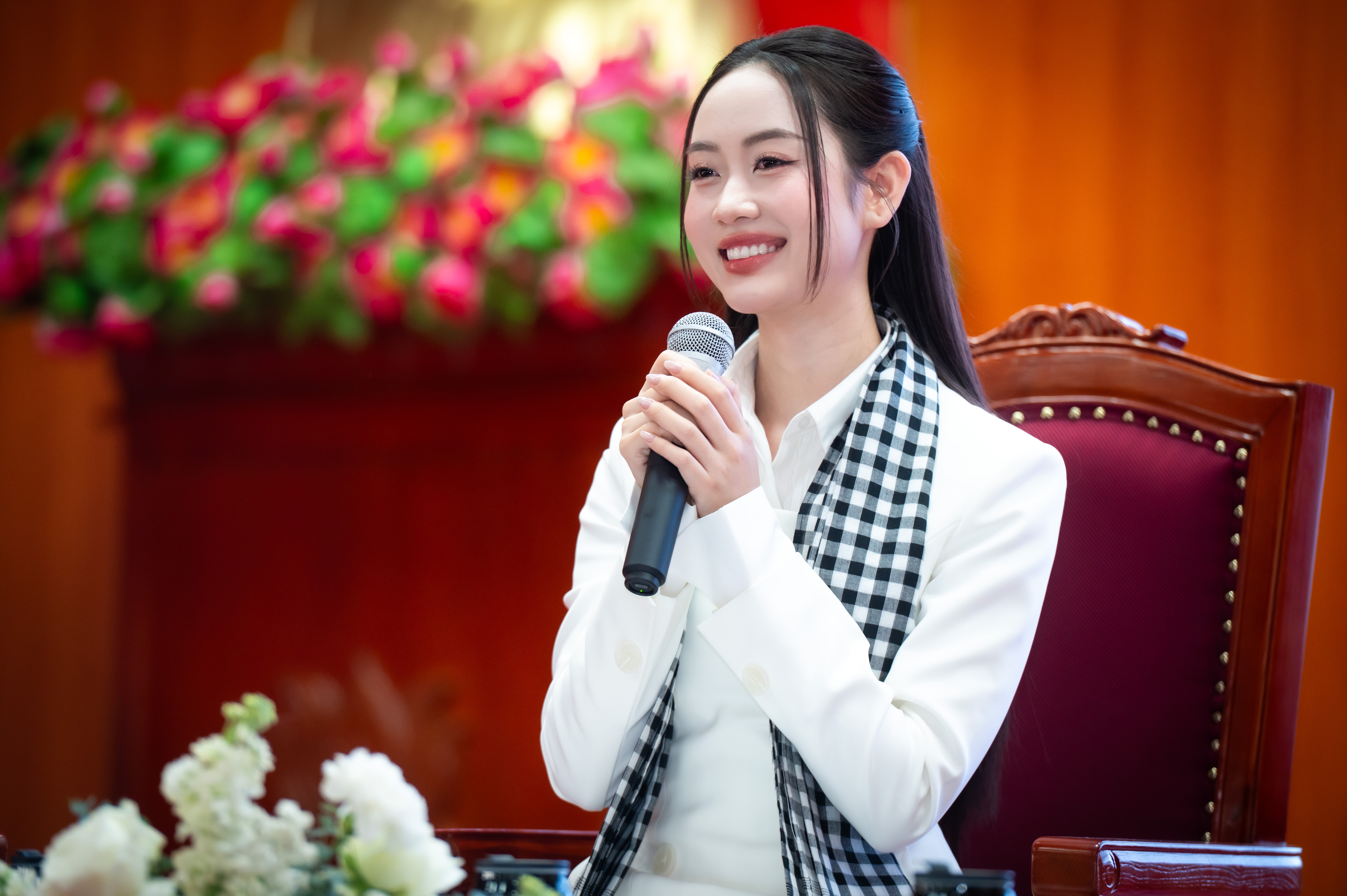 Hanh trinh Tu Trai Tim anh 5