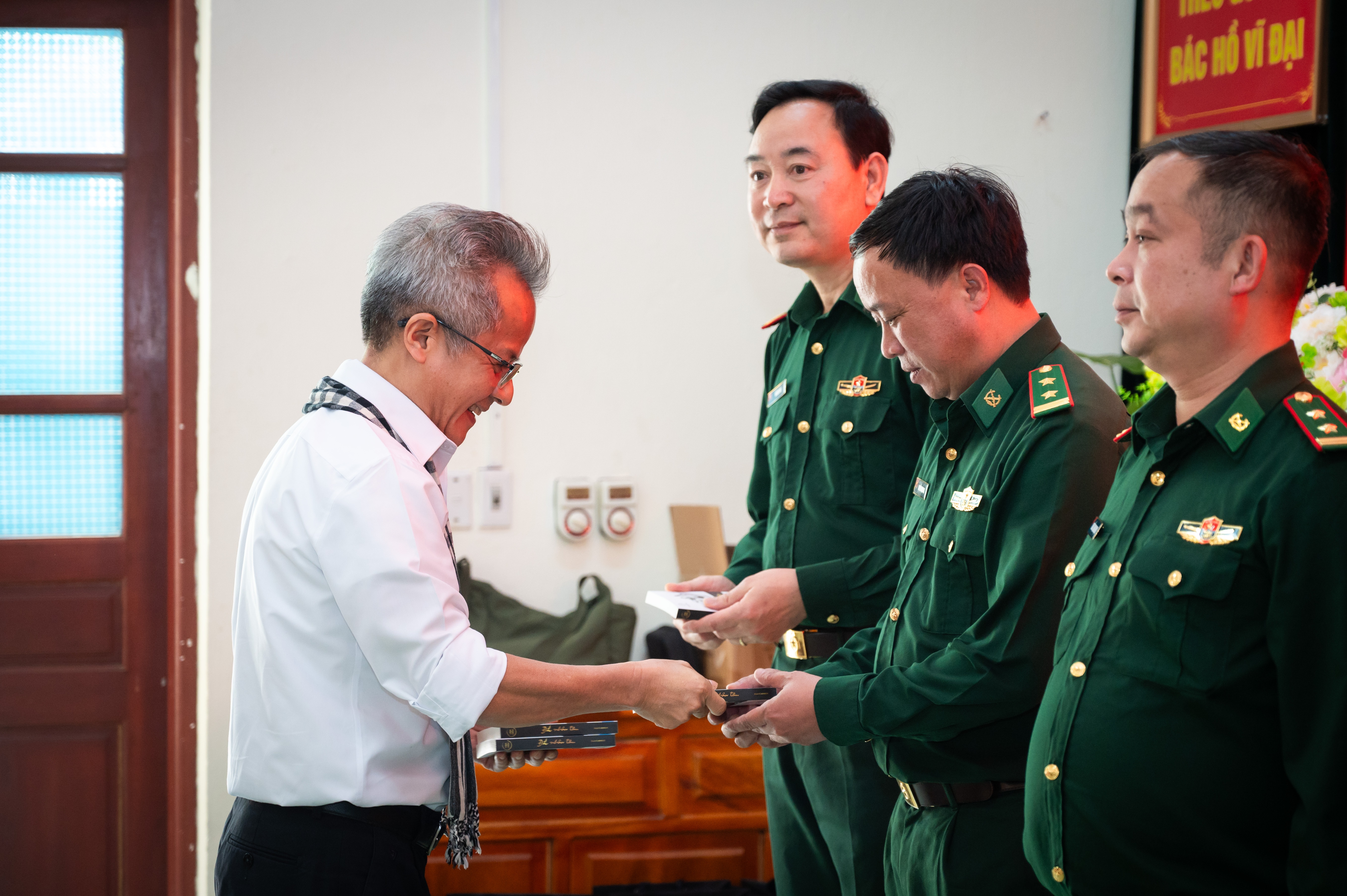 Hanh trinh Tu Trai Tim anh 19