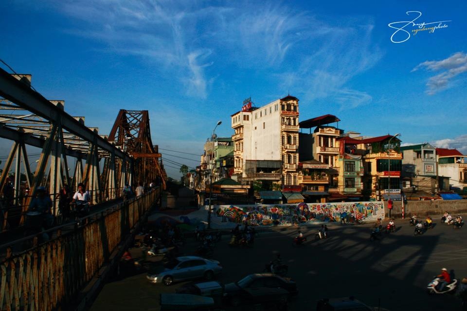 Vẻ đẹp bình dị của cầu Long Biên ảnh 7 Ve dep binh di cua cau Long Bien anh 7