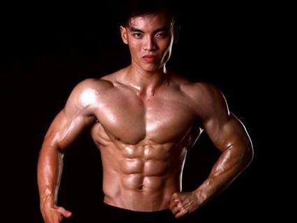 9X so huu bung 6 mui: Ton 50 trieu dong cho moi lan siet can hinh anh