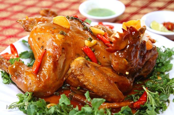 Khi nao an thit ga co hai anh 3