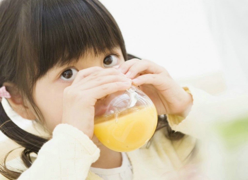 Hiem hoa khi bu nuoc dien giai khong dung cach hinh anh