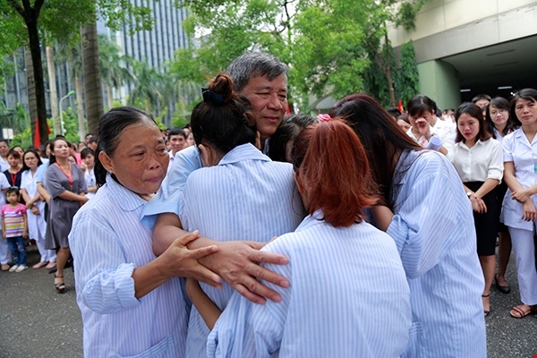 Chia tay giáo sư Nguyễn Anh Trí ảnh 4 Chia tay giao su Nguyen Anh Tri anh 4