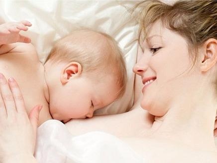 Kinh nghiem de sua ve nhanh khi me sinh mo hinh anh