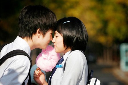 Chưa 18 tuổi đã quan hệ ảnh 2 Chua 18 tuoi da quan he anh 2