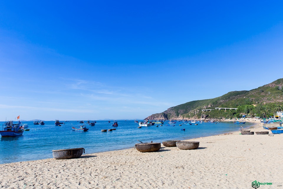 Dia diem du lich 30/4 anh 7