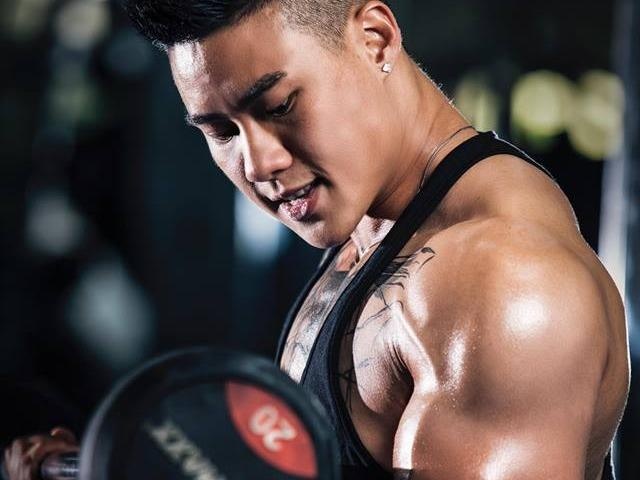 VDV chuyen gioi Kendy Nguyen huong dan cac bai tap cho nhom co vai hinh anh