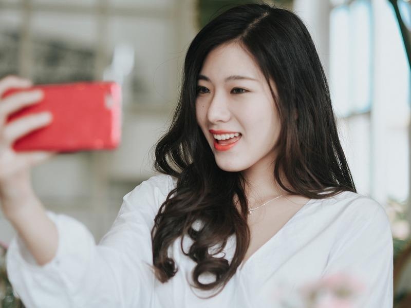 Tan hoa khoi Bao chi thuc hien thu thach Plank hinh anh