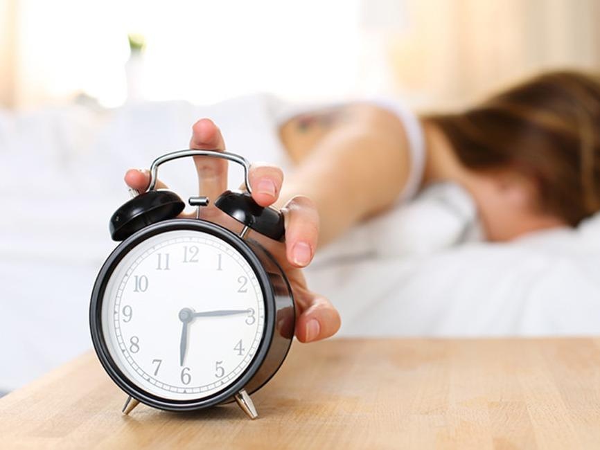 Thoi quen xau tan pha suc khoe trong ky nghi le hinh anh