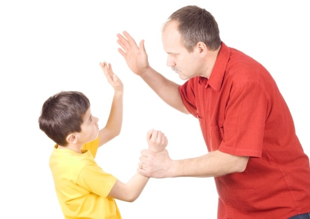 cách nói chuyện để trẻ nghe lời ảnh 1 cach noi chuyen de tre nghe loi anh 1