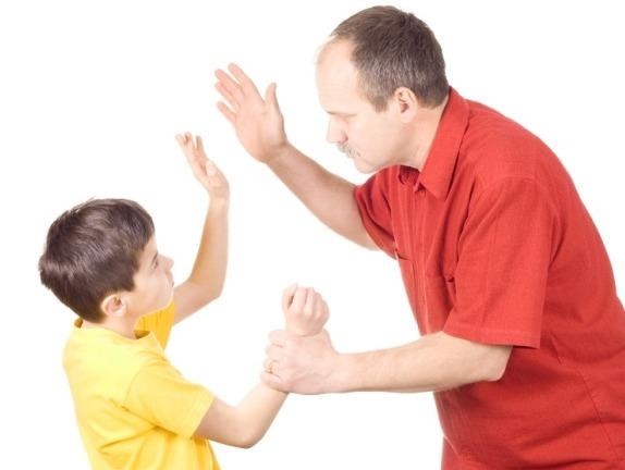 5 cach noi chuyen de tre nghe loi, khong can quat mang hinh anh