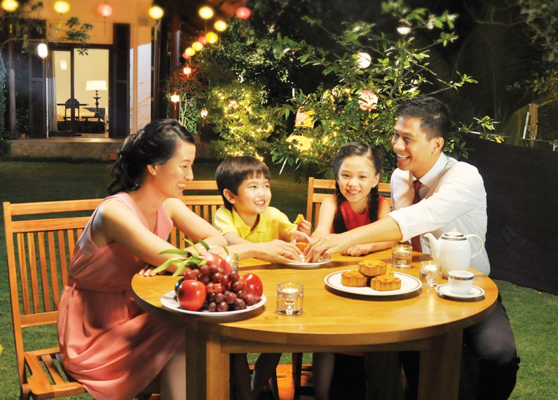 cach an banh trung thu khong beo anh 2