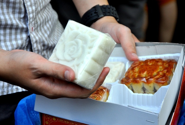 cach an banh trung thu khong beo anh 6